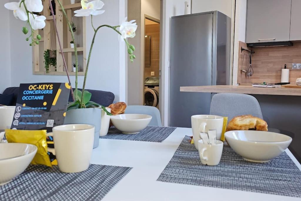 L'Orchidee, Proche De La Gare Avec Clim Et Terrasse Apartman Narbonne Kültér fotó