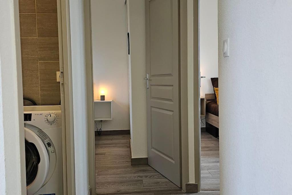 L'Orchidee, Proche De La Gare Avec Clim Et Terrasse Apartman Narbonne Kültér fotó